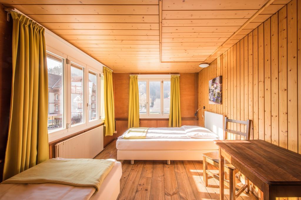 Hotel Tell And Apartments Unterseen Exterior photo